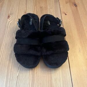Koolaburra by Ugg Black Faux Fur Slip Ons